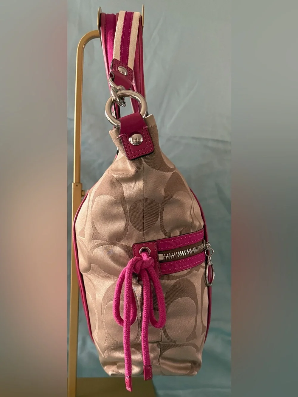 Coach Poppy Signature Spotlight Tote Tote with Fuchsia Trim-13843